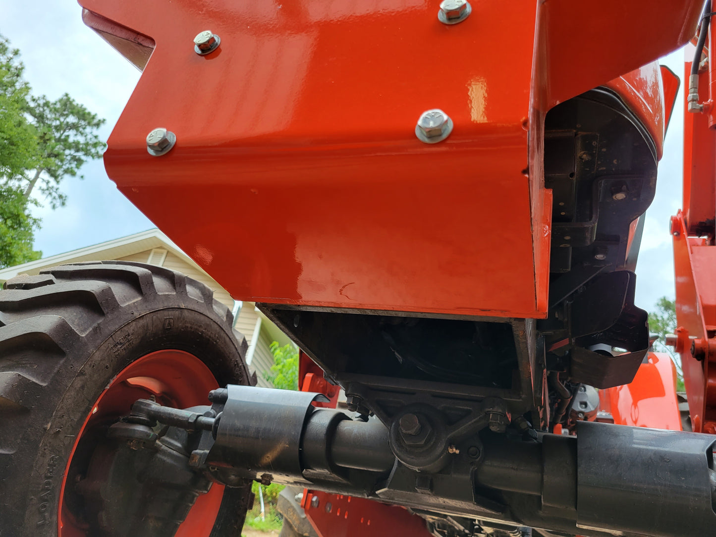 Kubota L4701 Skid Plate