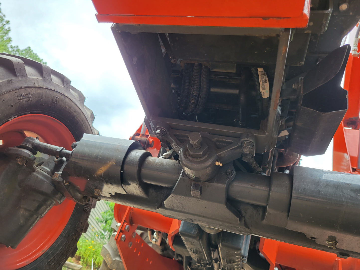 Kubota L4701 Skid Plate