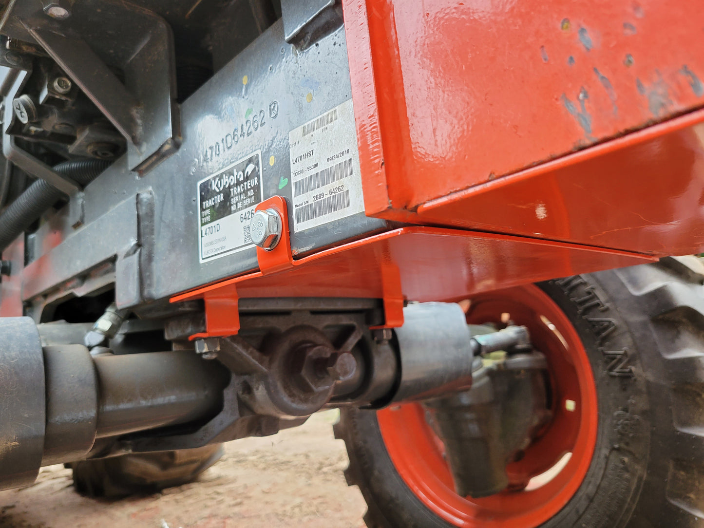 Kubota L4701 Skid Plate